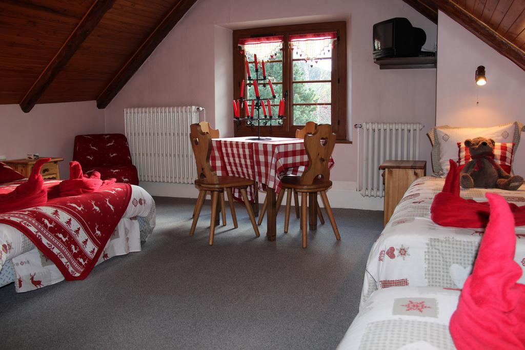 Hotel La Tapia Autrans-Meaudre-en-Vercors Habitación foto